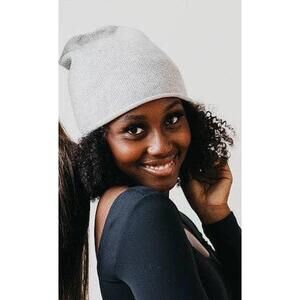 NEW PRETTY SIMPLE rolled edge cashmere blend beanie hat in light grey